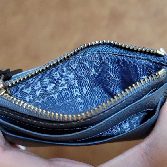 Kate Spade ♠️ Card Wallet - Picture 3 of 3